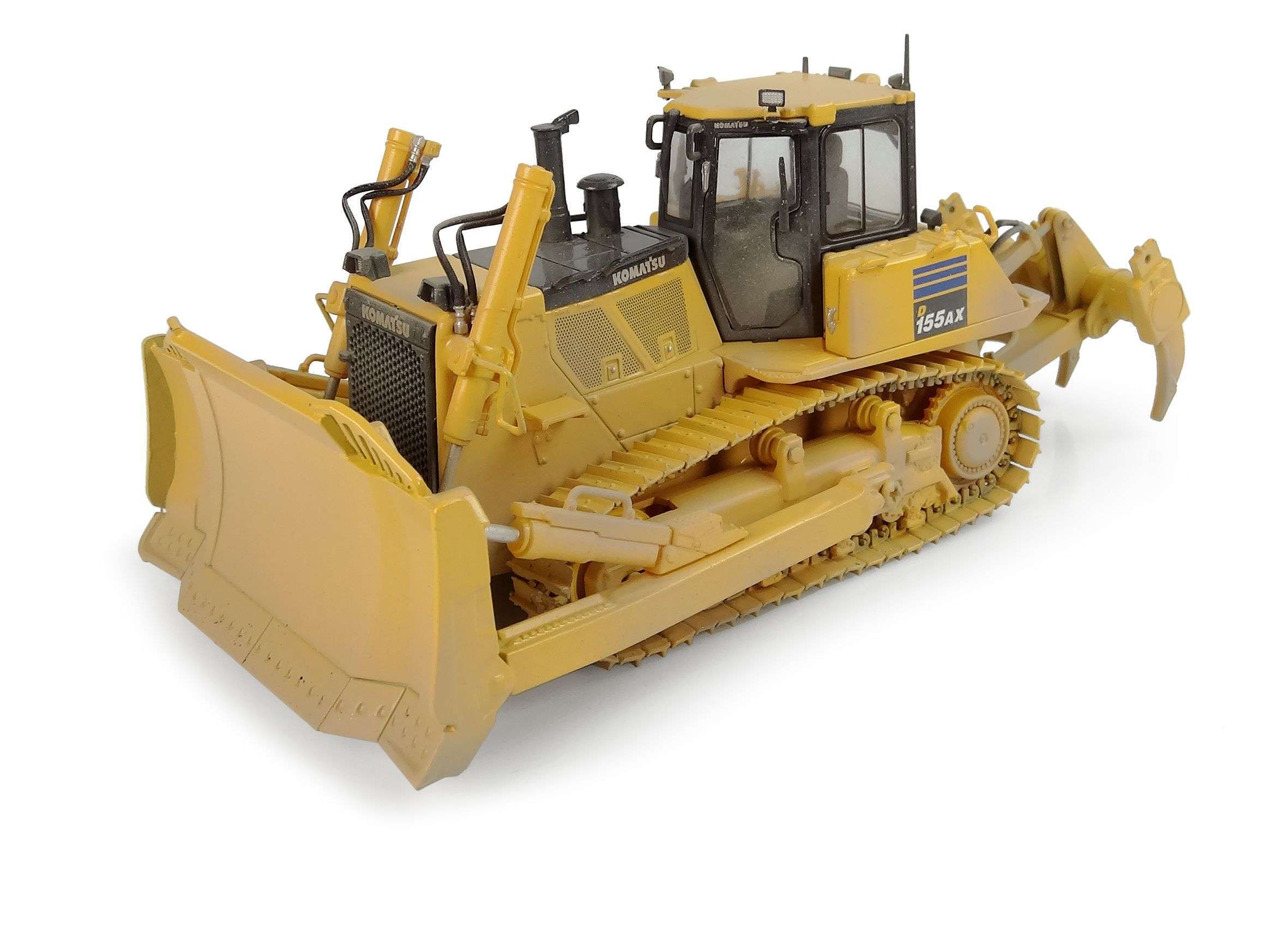 UH Komatsu 1