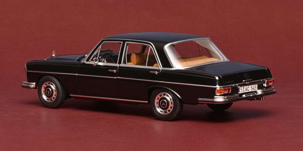 118 Norev Mercedes Benz 280SE 1968 achter