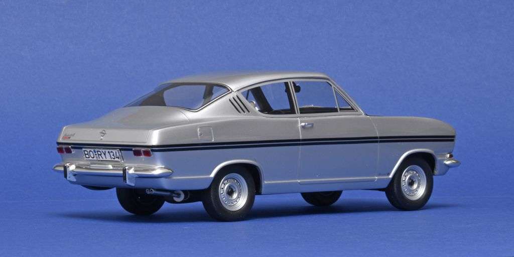 118 Schuco ProR Opel Kadett B Coupe Rally 1966 achter 118 Schuco ProR Opel Kadett B Coupe Rally 1966 achter