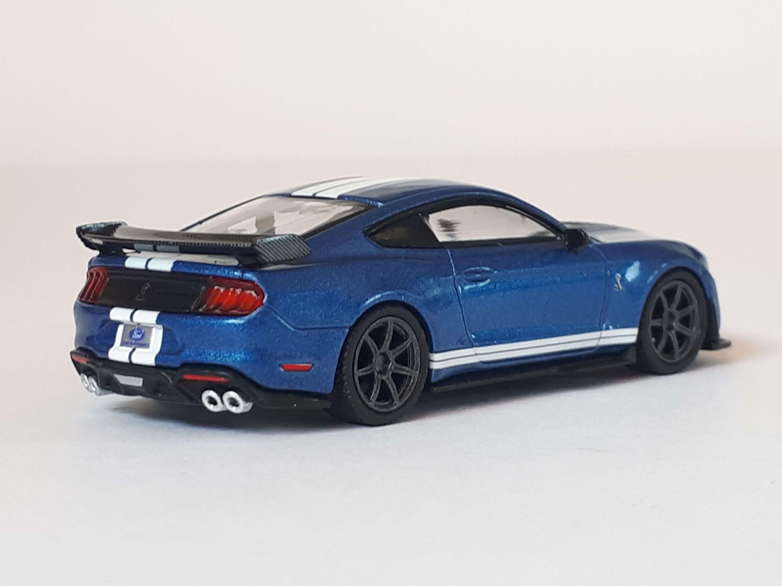 164 Mini GT Shelby GT500 2