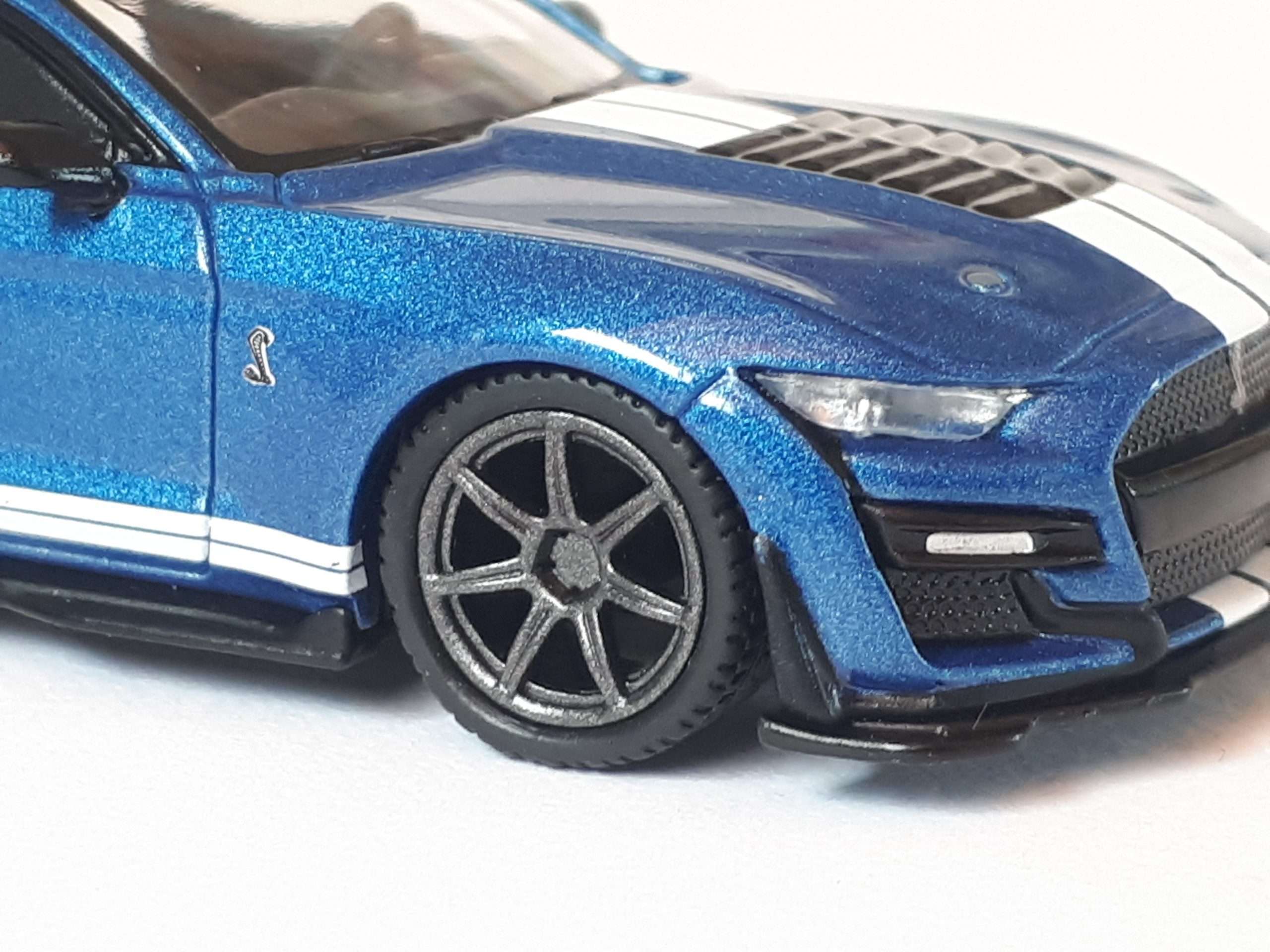 164 Mini GT Shelby GT500 3
