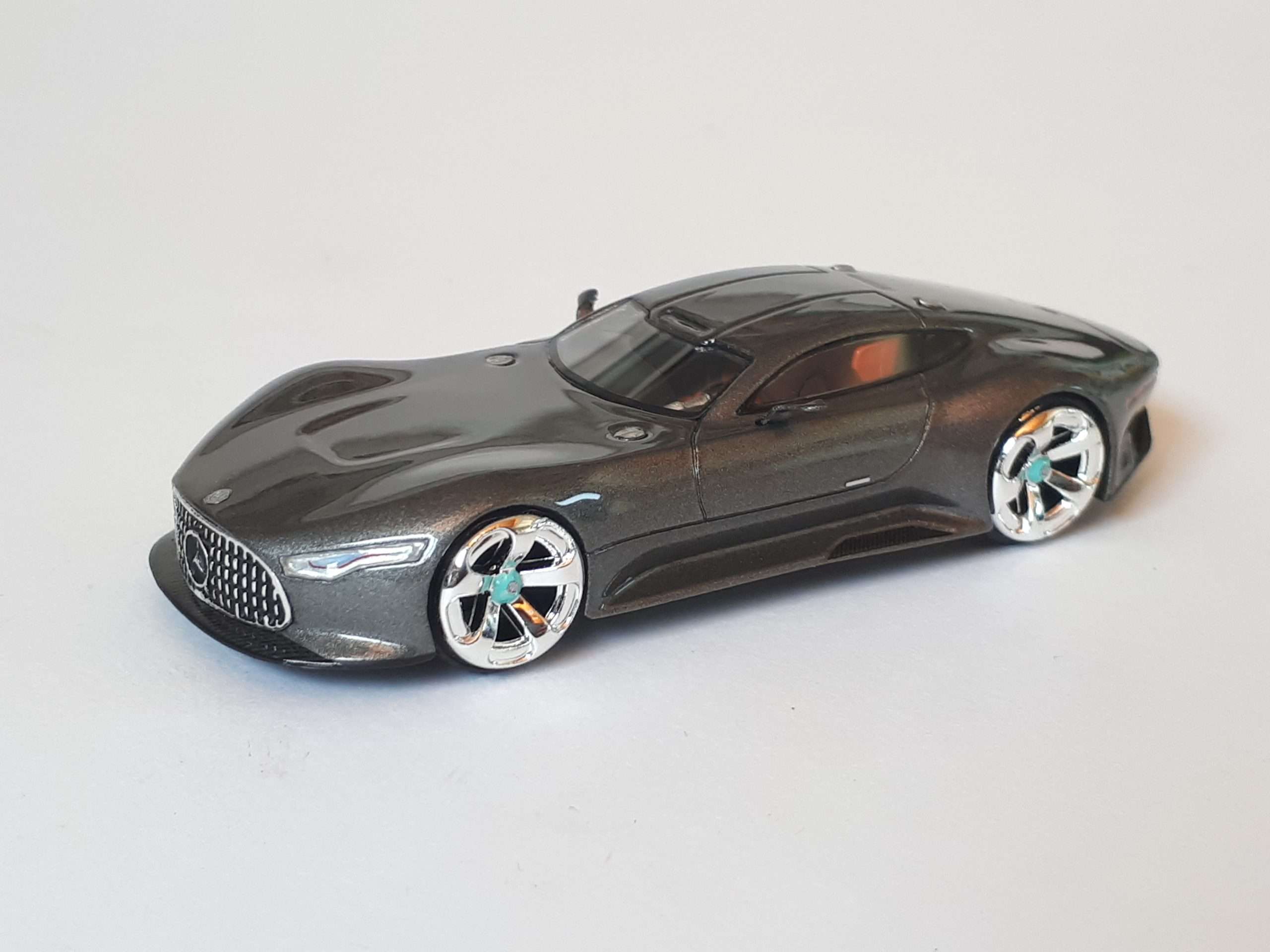 164 Schuco Mercedes Benz AMG Vision Gran Turismo 2