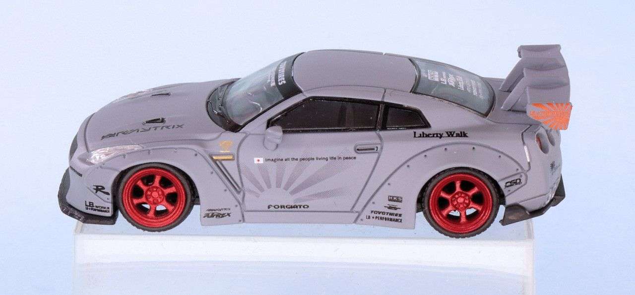 187 MicroCity87 Nissan GTR35 opzij 187 MicroCity87 Nissan GTR35 opzij