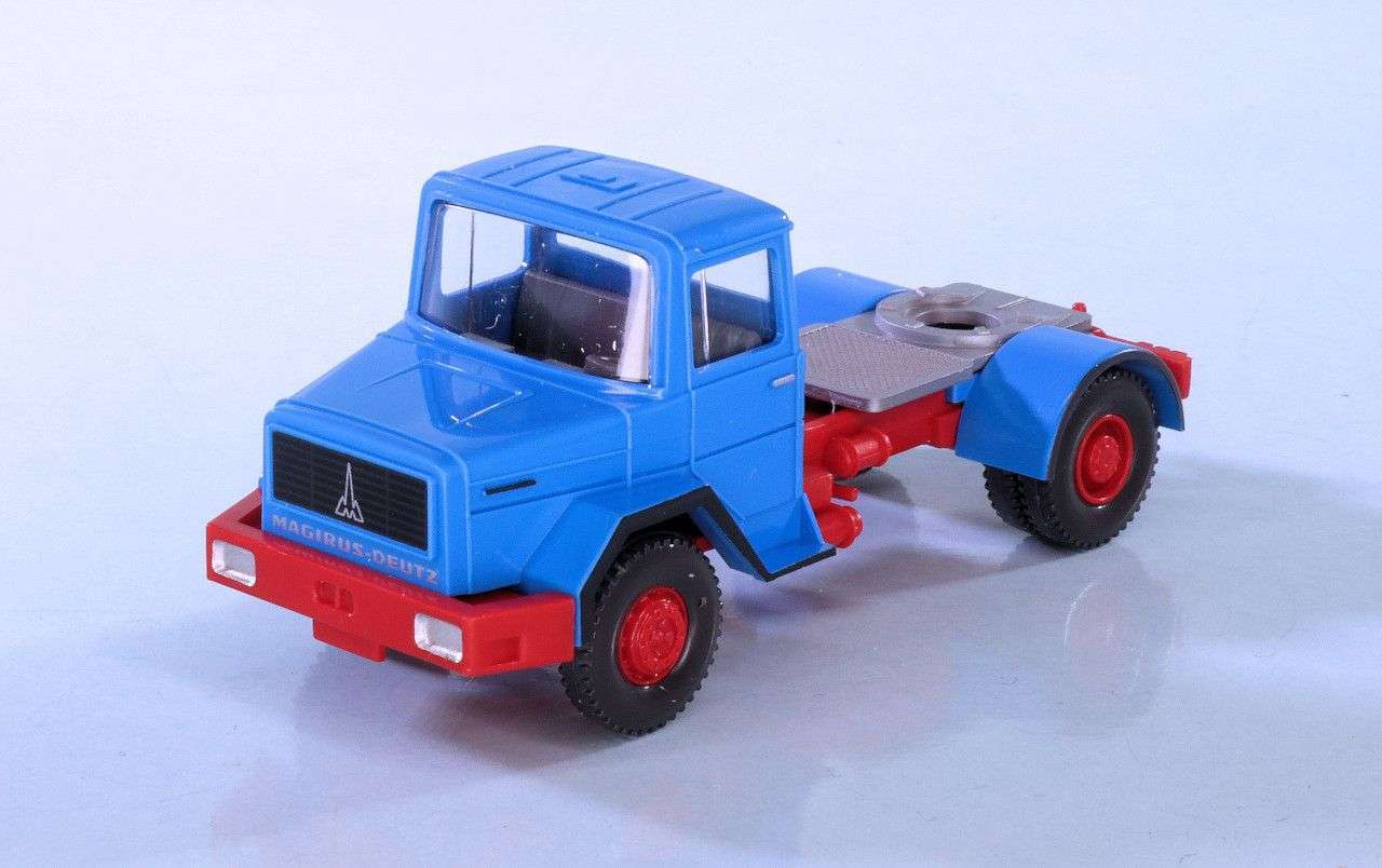 187 Wiking Set Magirus Deutz Eckhauber Gen3 trekker blauw 187 Wiking Set Magirus Deutz Eckhauber Gen3 trekker blauw