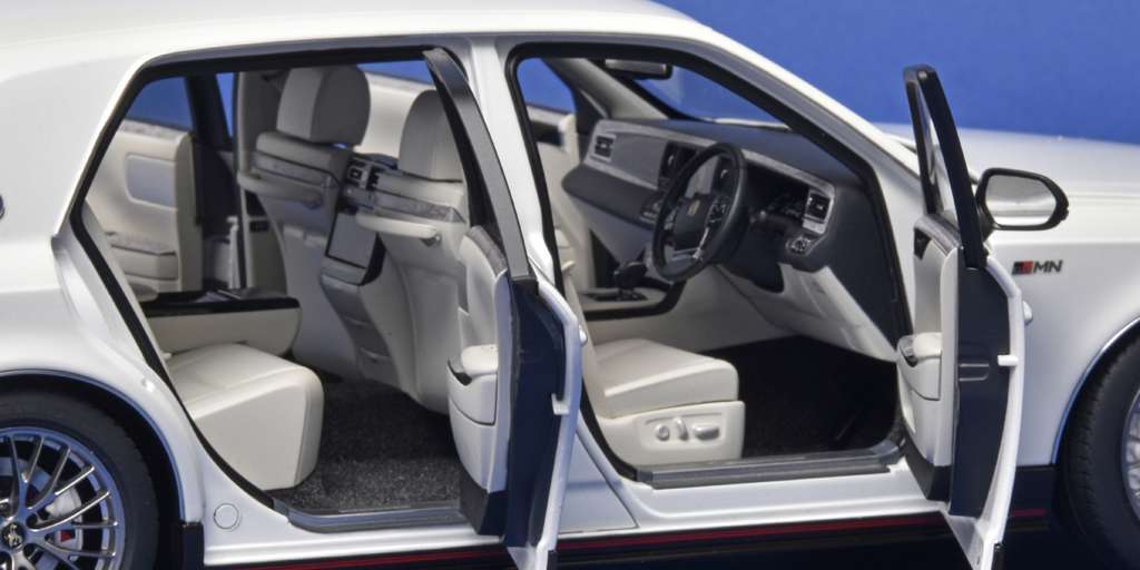 18AA Toyota Century GRMN 2019 5