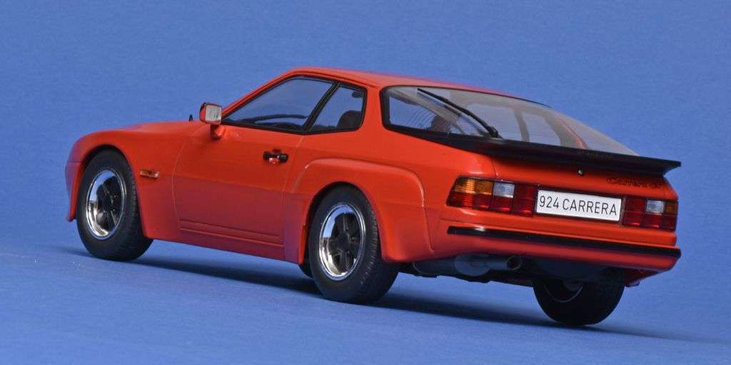 18MCG Porsche 924 Carrera GT 1981 4