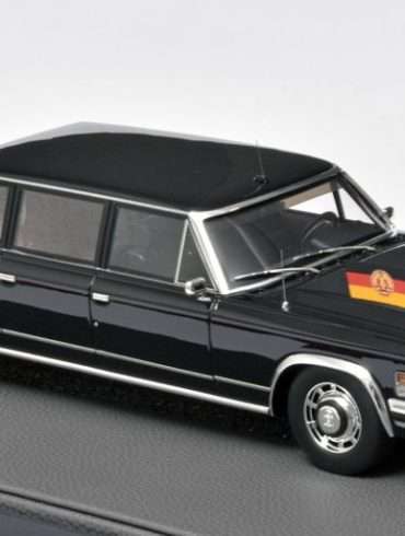 18TopMarques ZIL 115 1985 Honecker 1