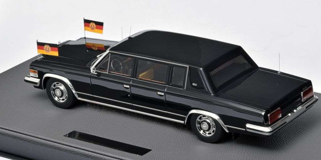 18TopMarques ZIL 115 1985 Honecker 2