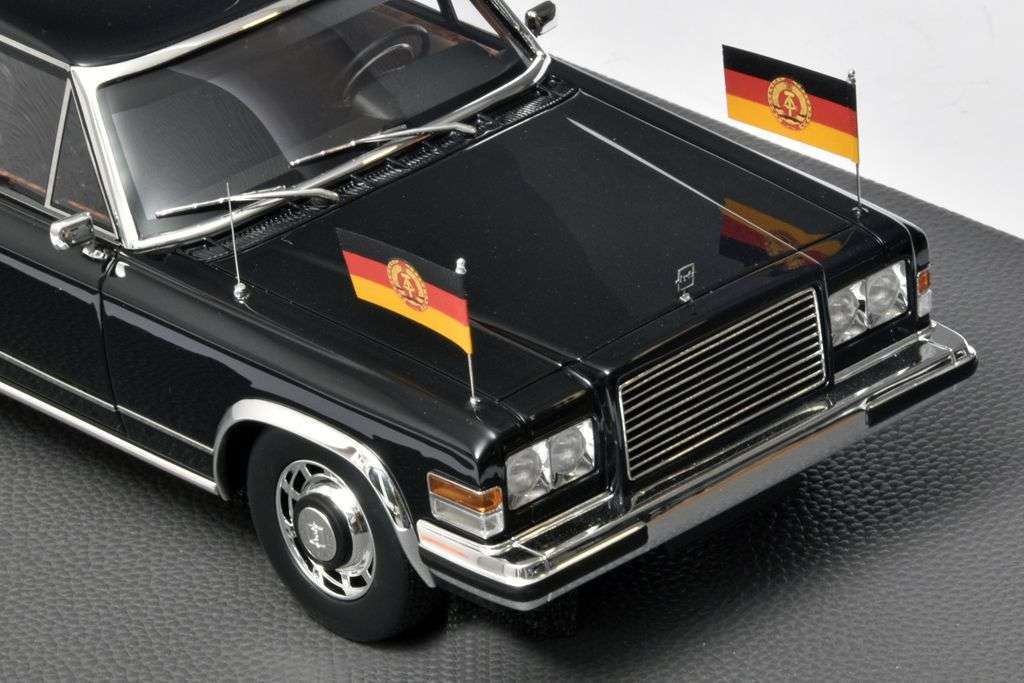 18TopMarques ZIL 115 1985 Honecker 3