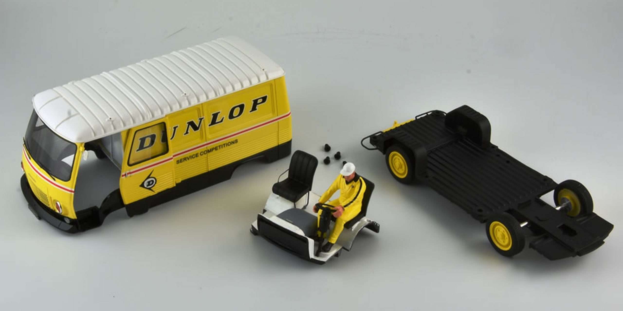 LE MANS miniatures Peugeot J7 Dunlop9