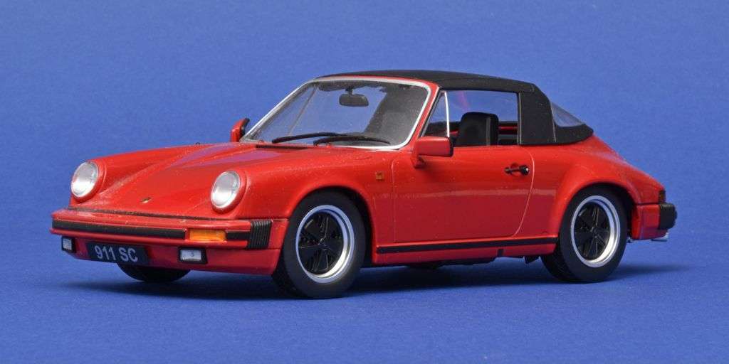 18KK scale Porsche 911 SC 1983 1