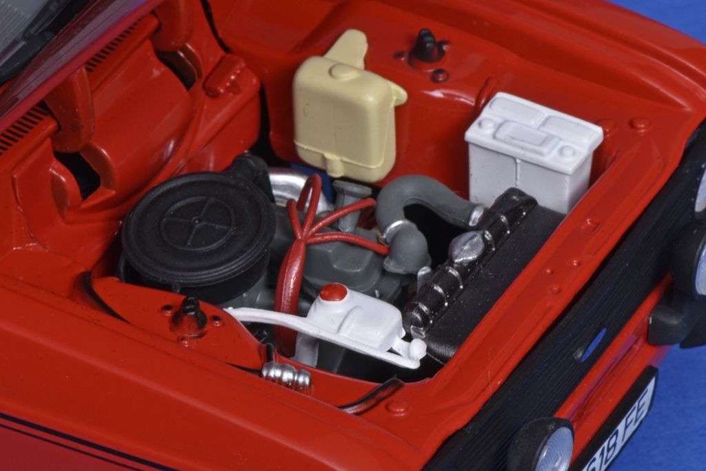 18SunStar Ford Escort MkII Sport 1975 5 18SunStar Ford Escort MkII Sport 1975 5