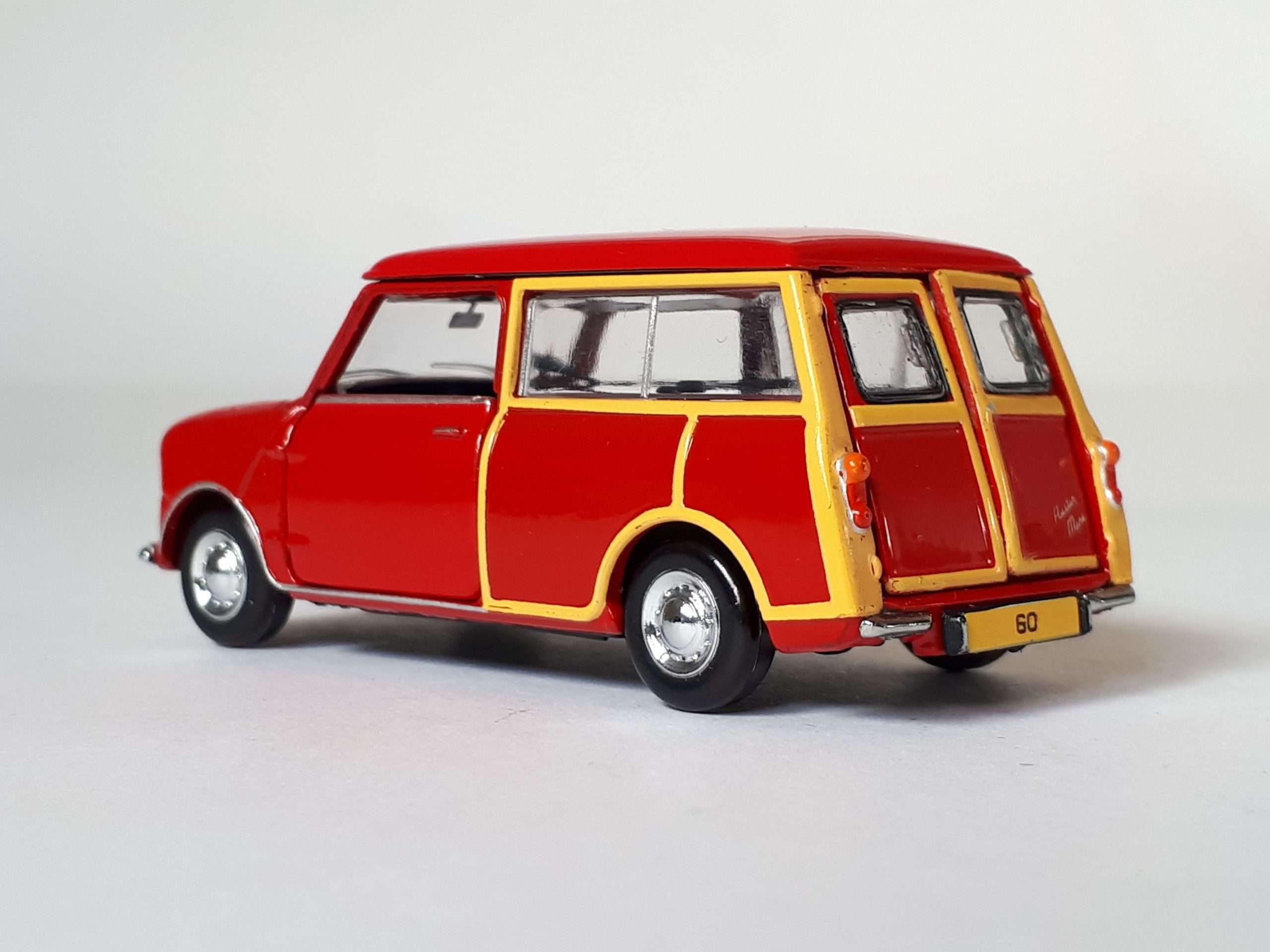 150 Tiny Austin Mini Countryman 2 150 Tiny Austin Mini Countryman 2