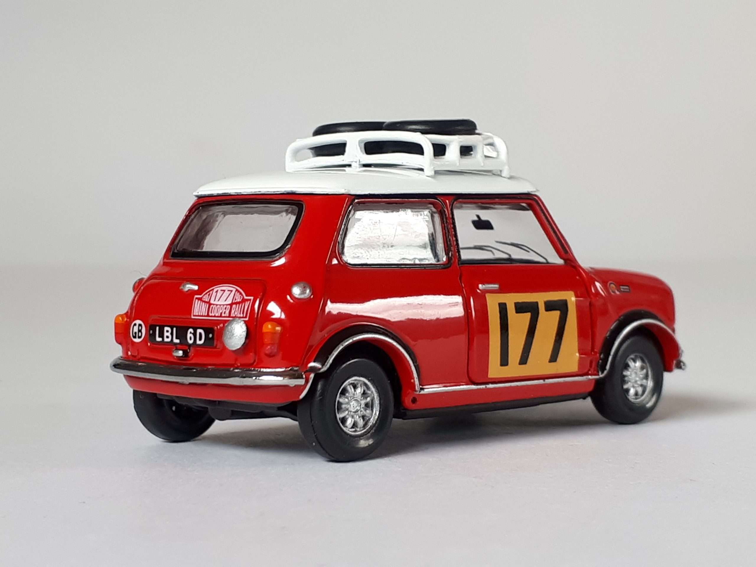 150 Tiny Mini Cooper 2 150 Tiny Mini Cooper 2