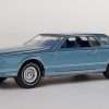 164 Auto World Lincoln Continental Mark V 1