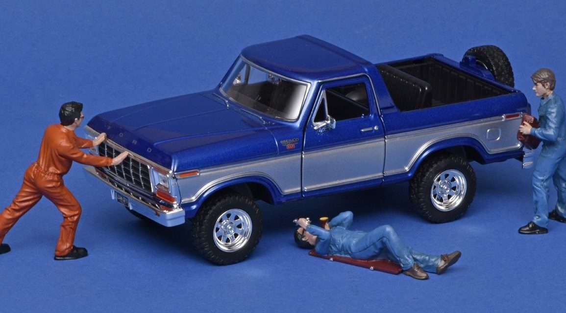 24American Diorama Mechanic Ken Paul Dan