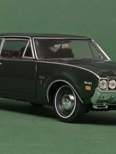118 AW Oldsmobile Cutlass W 31 Post Coupe 1969