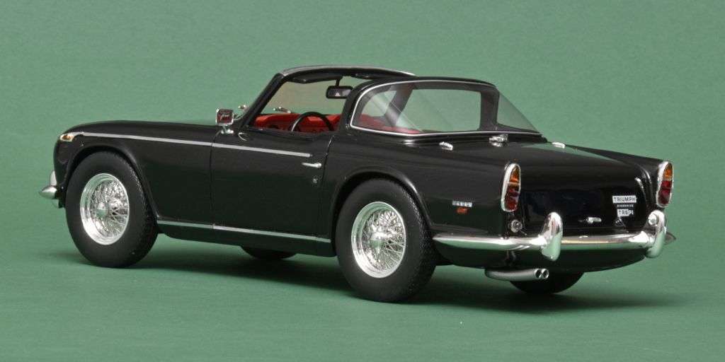 18Schuco Triumph TR5 Targa 1967 3 18Schuco Triumph TR5 Targa 1967 3