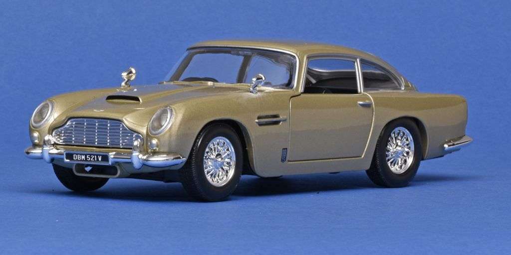24MotorM Aston Martin DB5 1 24MotorM Aston Martin DB5 1