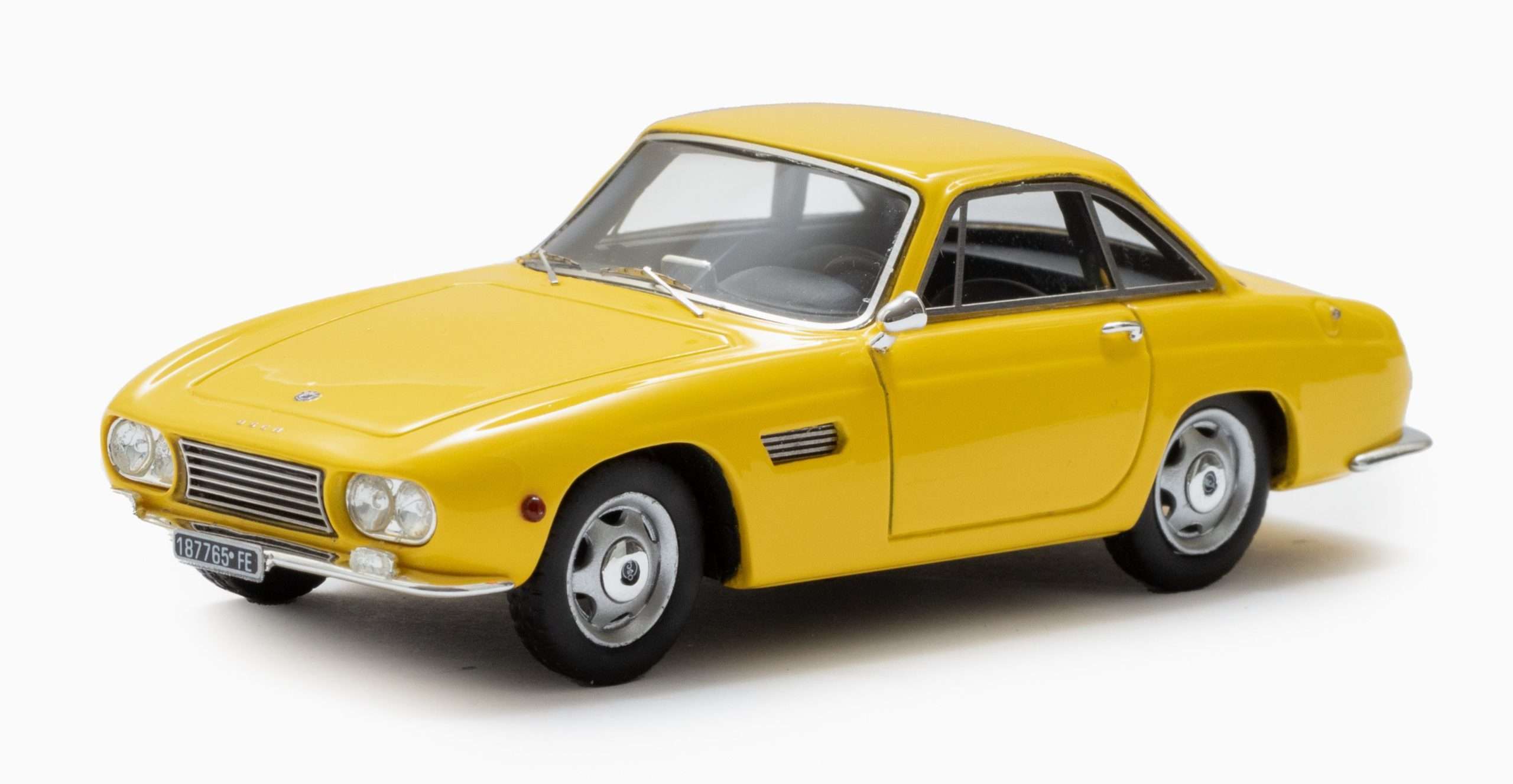 43Esval Osca 1600GTcoupeFissore1961 EMEU43009C 1 43Esval Osca 1600GTcoupeFissore1961 EMEU43009C 1