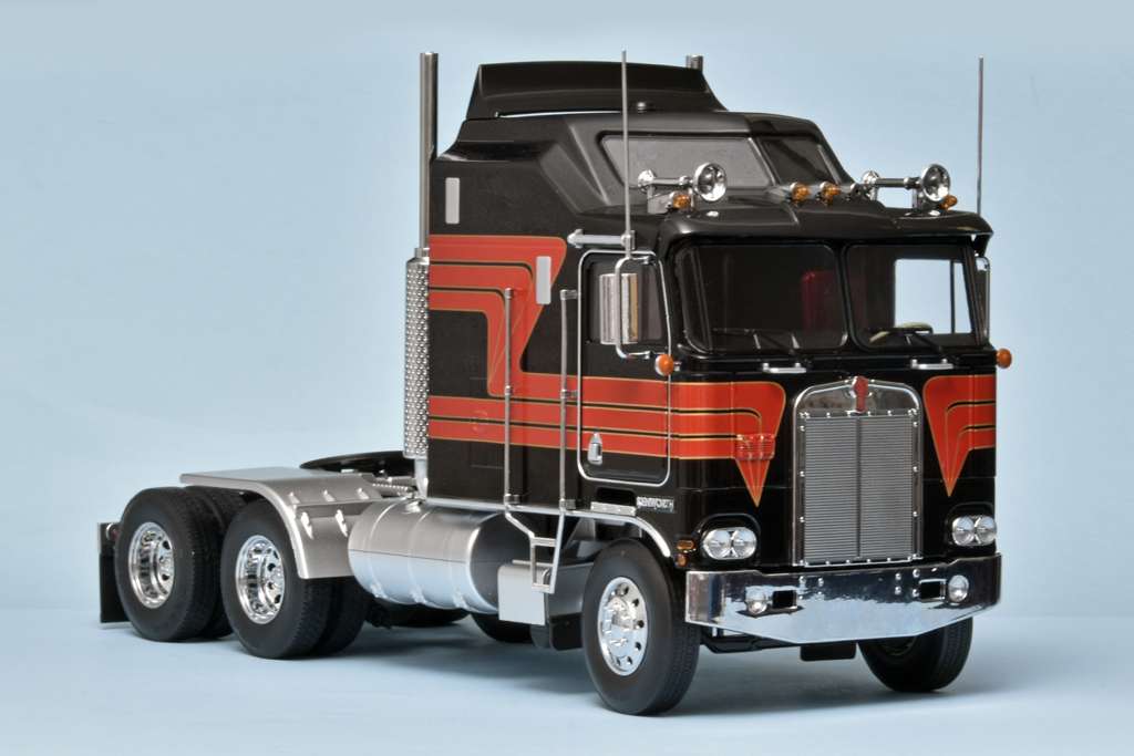 18RoadKIngs Kenworth K100 Aerodyne 1976 5