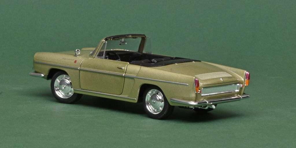 124 Welly Renault Caravelle 1959 achter 124 Welly Renault Caravelle 1959 achter