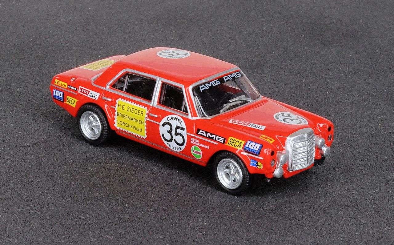 187 Schuco Mercedes Benz 300 SEL 6 8 AMG 187 Schuco Mercedes Benz 300 SEL 6 8 AMG