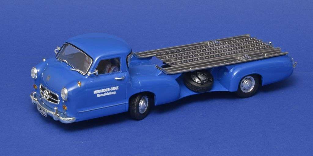 18Werk83 MB racetransporter Das Blaue Wunder MB W196 2