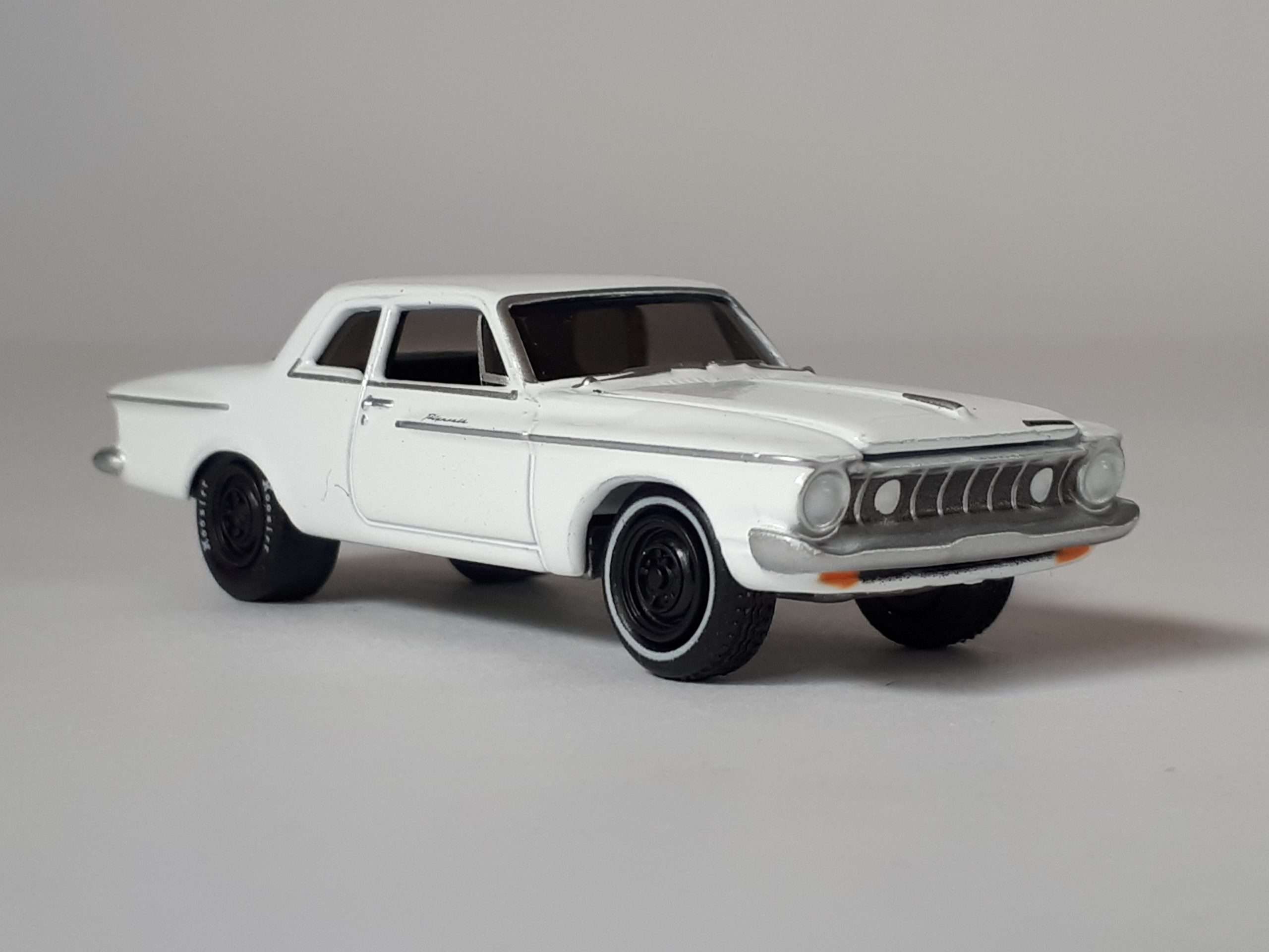 164 Johnny Lightning Plymouth Savoy 1 164 Johnny Lightning Plymouth Savoy 1