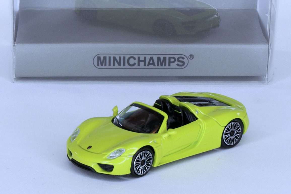 187 Minichamps Porsche 918 Spyder 2015