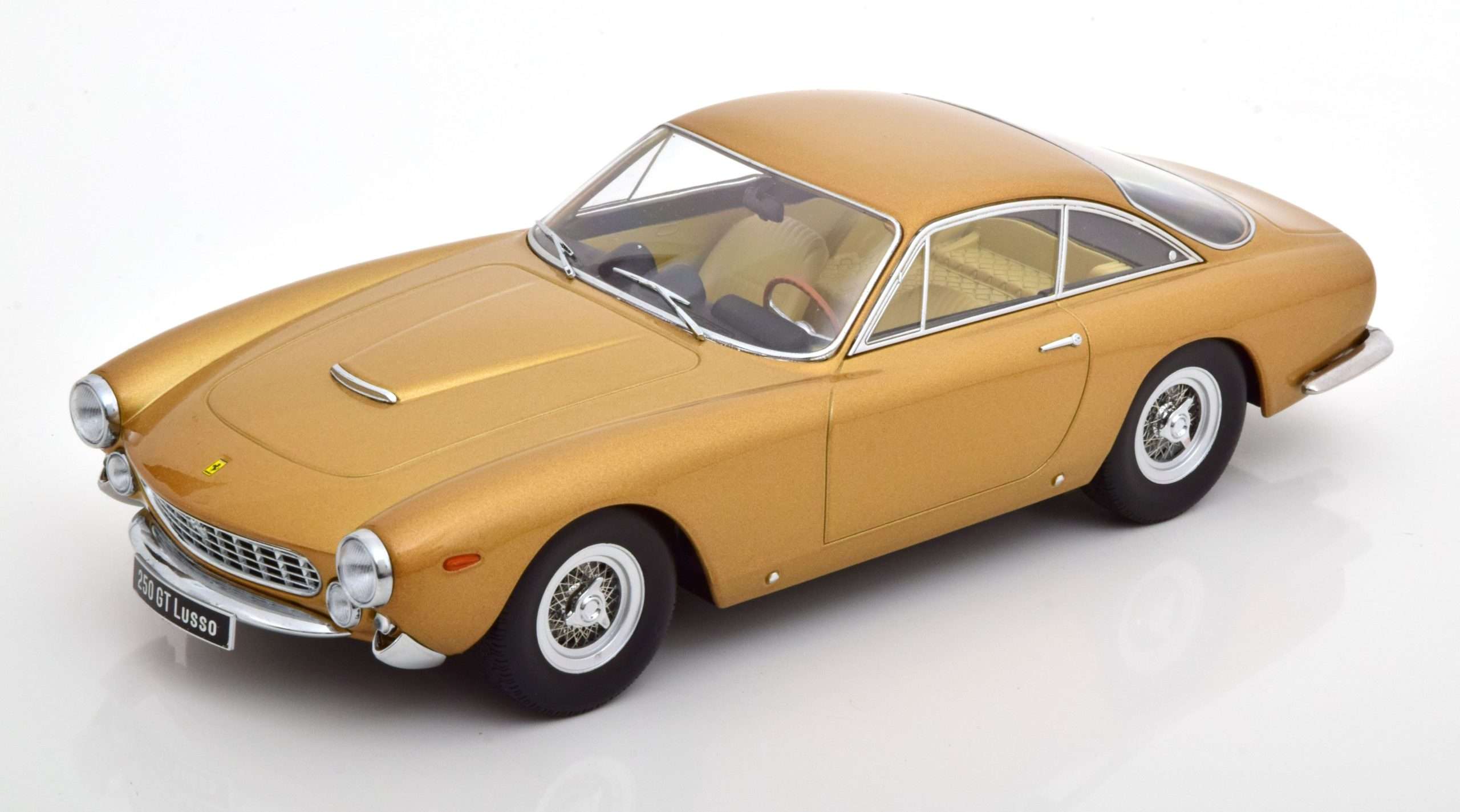 18KKscale Ferrari 250GT Lusso