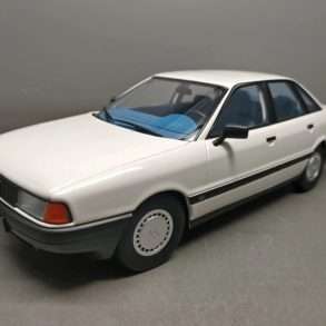 18Triple9 Audi 80