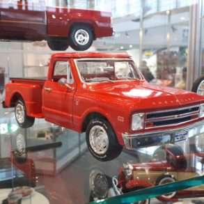 118 Auto World 8