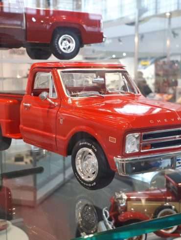 118 Auto World 8