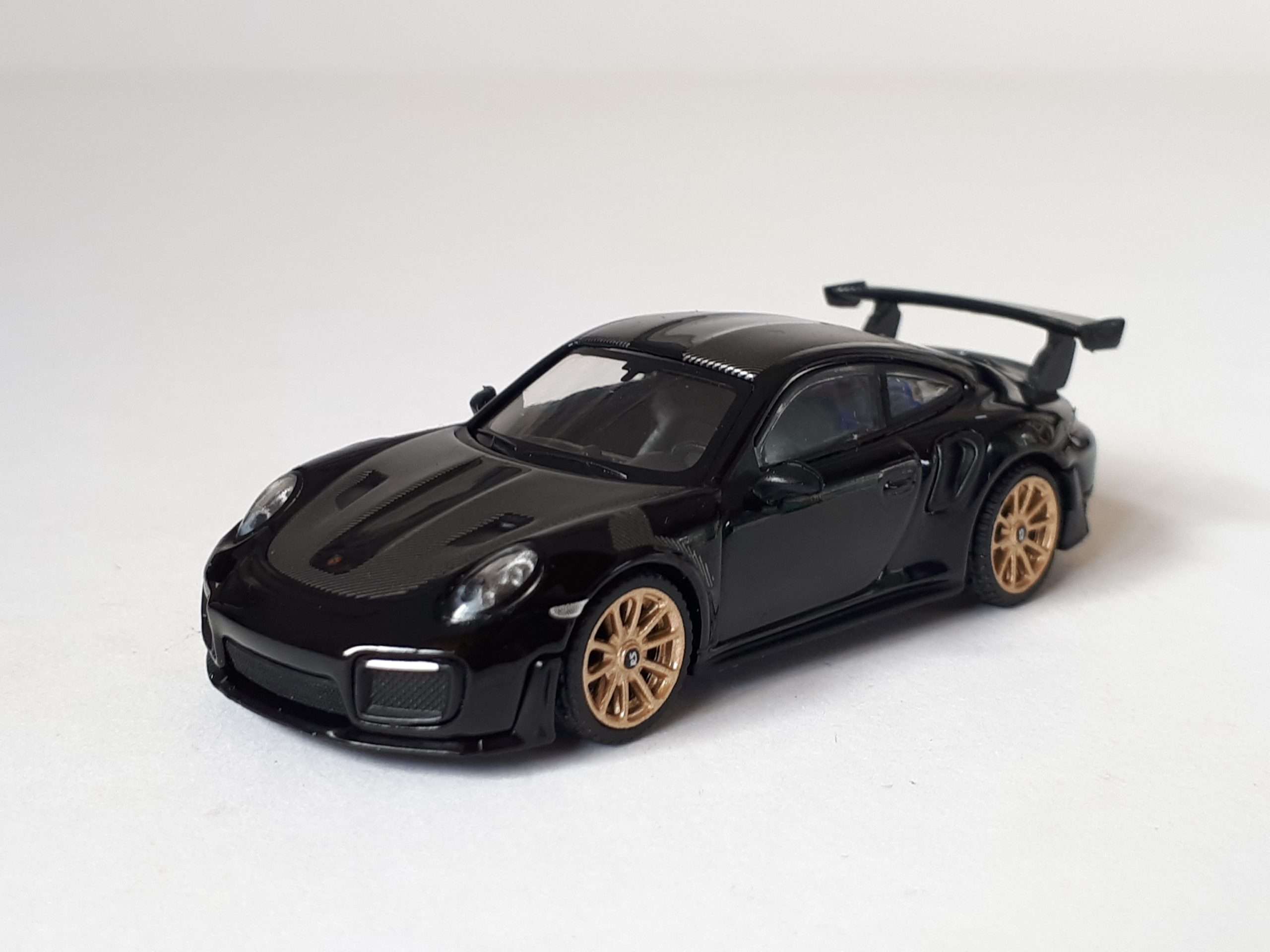 164 Mini GT Porsche 911 GT2 Weissach 1