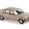 43Maxichamps MercedesBenz 230E 1982 940032204