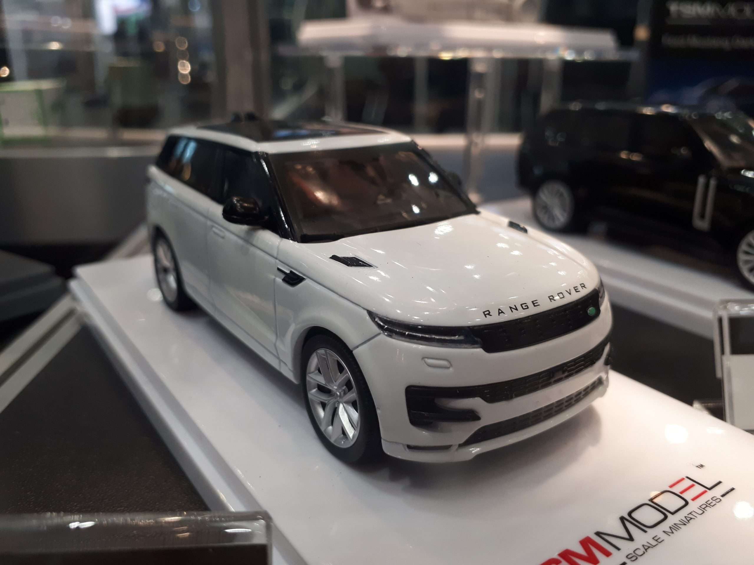 43TSM Range Rover Sport White TSM 1 43TSM Range Rover Sport White TSM 1