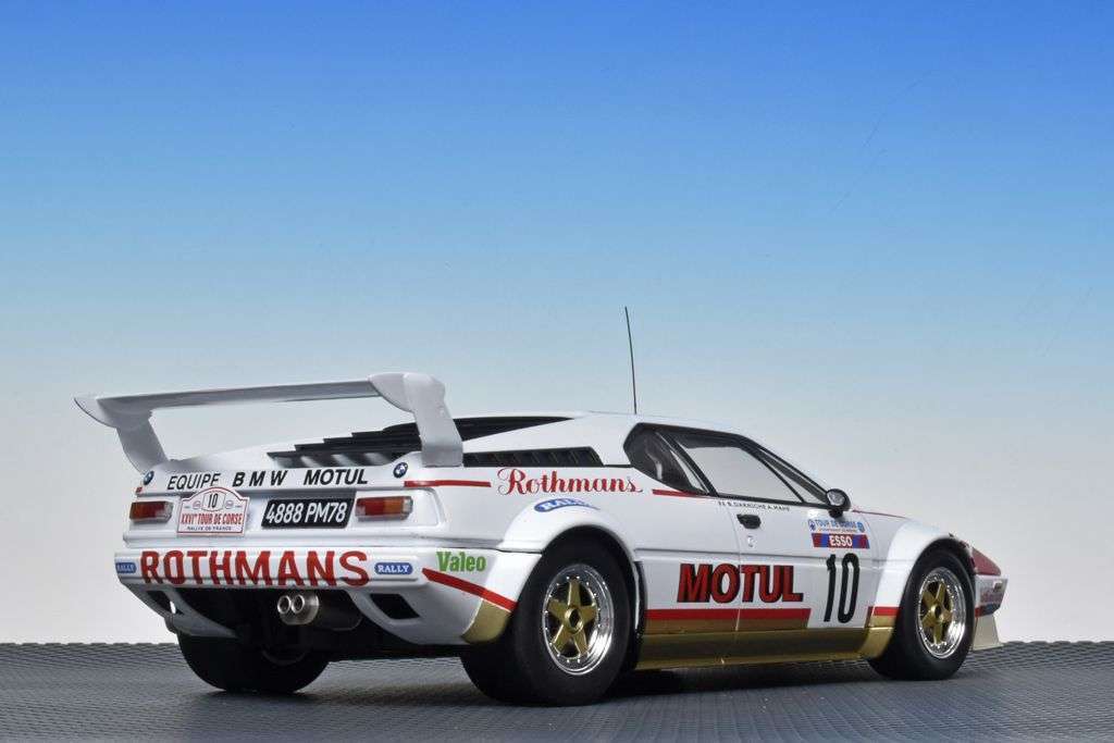118 Ixo BMW M1 Tour de Corse 1982 achter 118 Ixo BMW M1 Tour de Corse 1982 achter