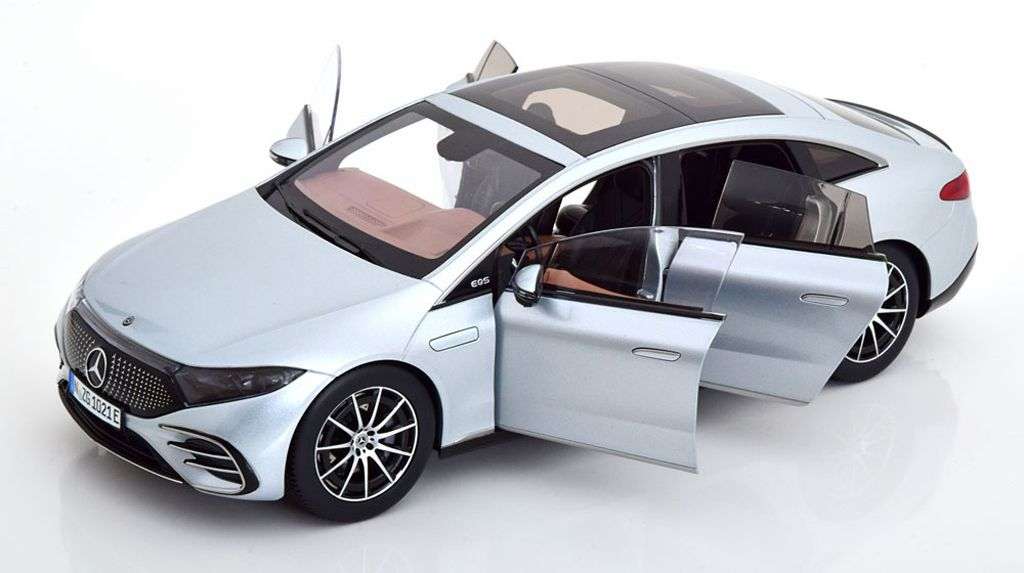 118 NZG Mercedes Benz EQS 2022 open 118 NZG Mercedes Benz EQS 2022 open