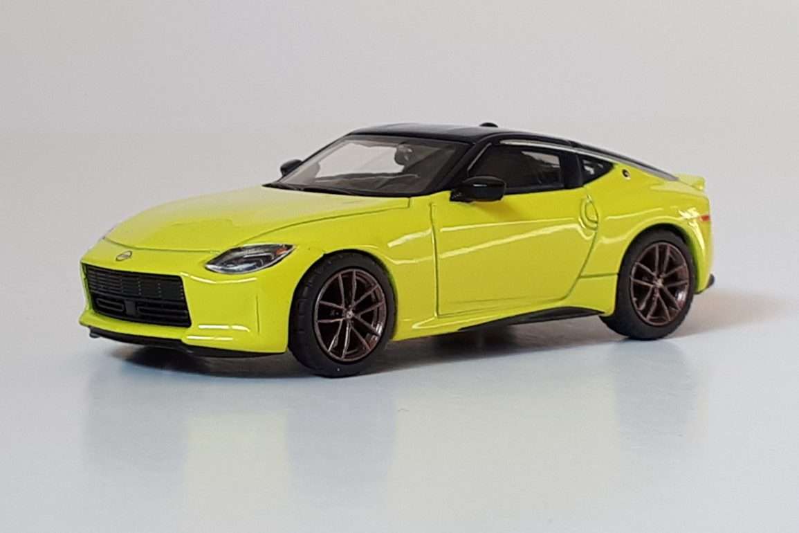 164 Mini GT Nissan Z Proto 1