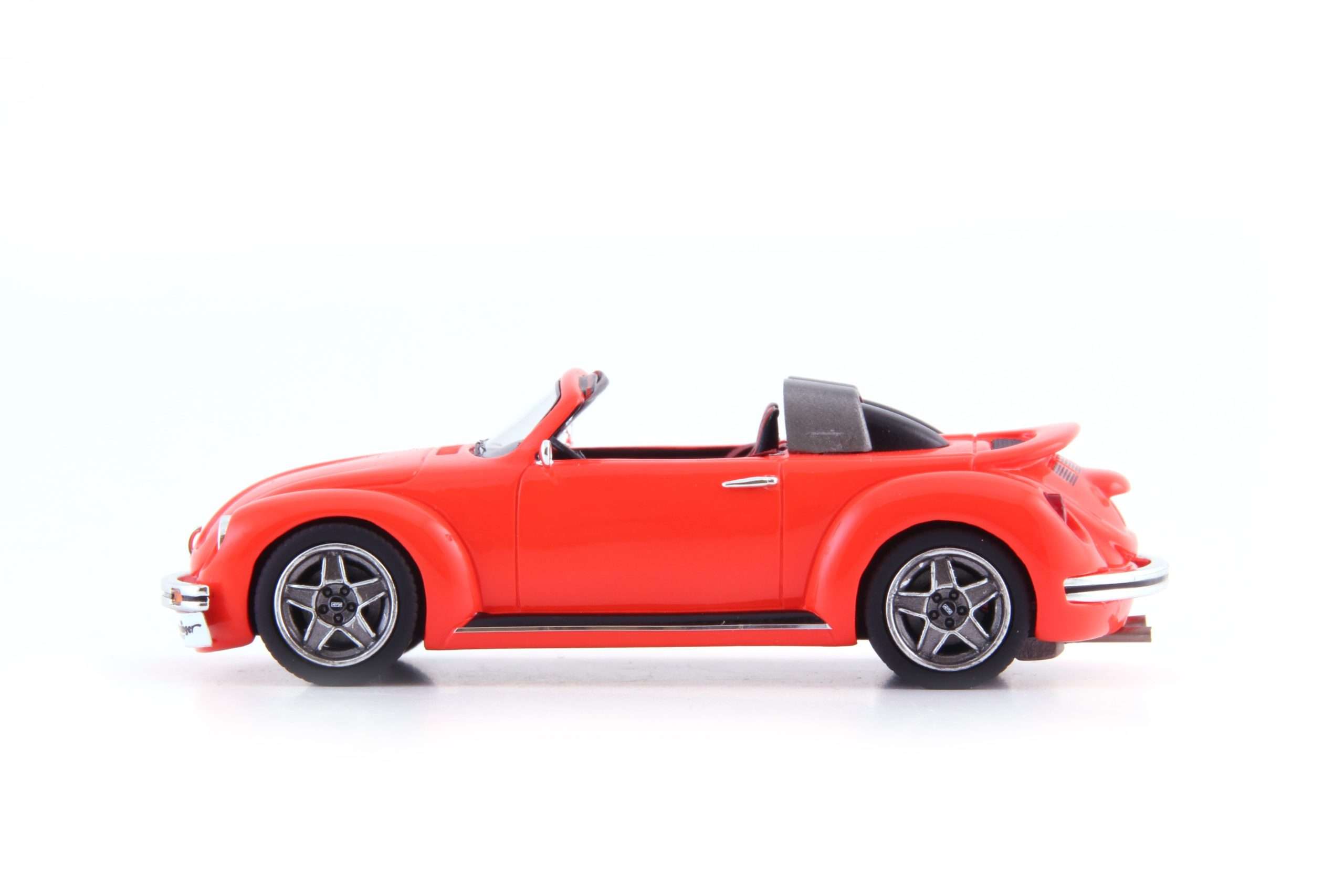Avenue43 60101 p3 Memminger Roadster 5184x3456 300dpi q12 Avenue43 60101 p3 Memminger Roadster 5184x3456 300dpi q12