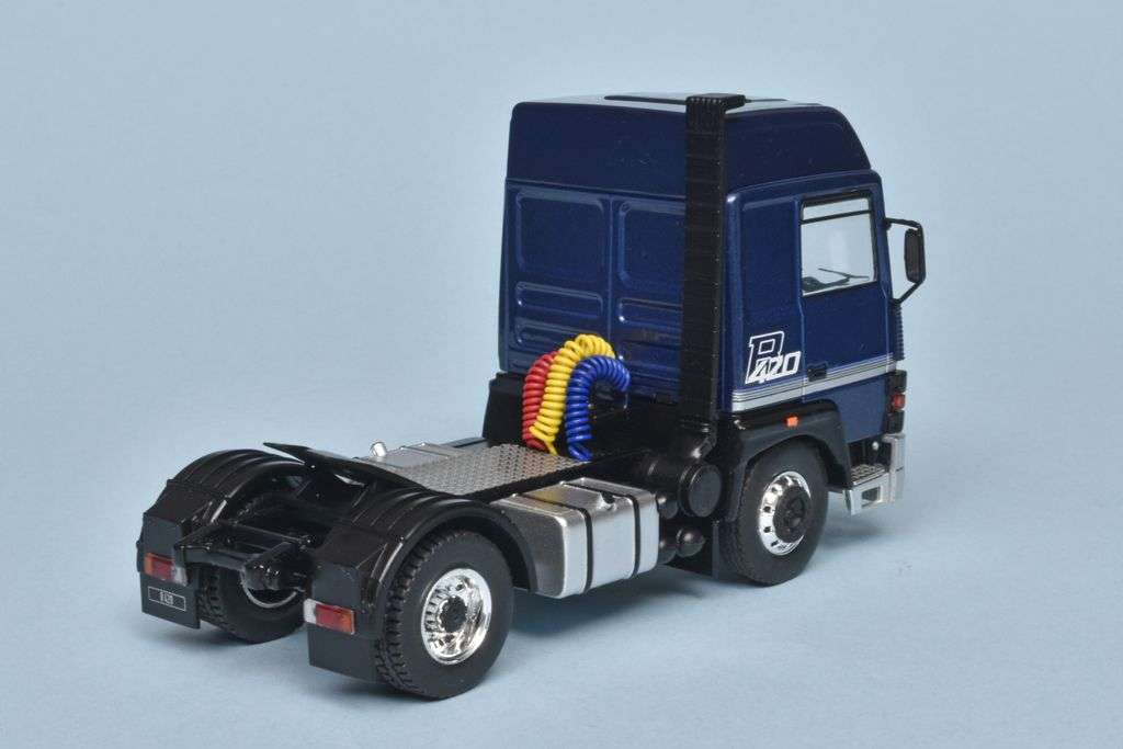 IXO Renault R420 2 IXO Renault R420 2