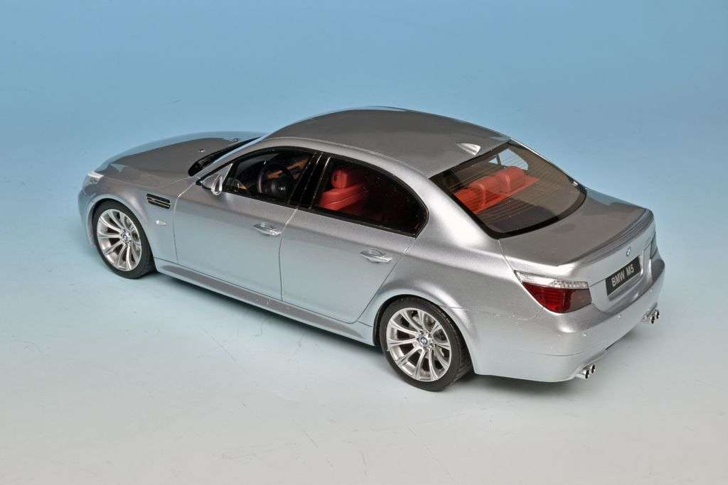 118 OttOmobile BMW M5 Phase 2 E60 2008 achter 118 OttOmobile BMW M5 Phase 2 E60 2008 achter