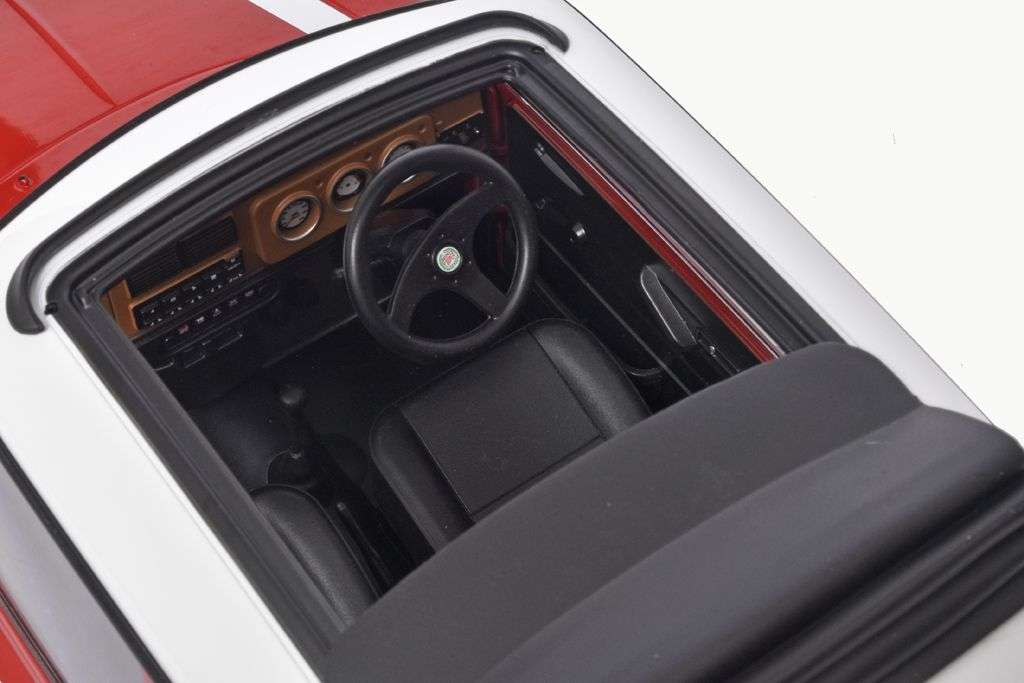 12KK scale Mini Cooper lr gestuurd 4 12KK scale Mini Cooper lr gestuurd 4
