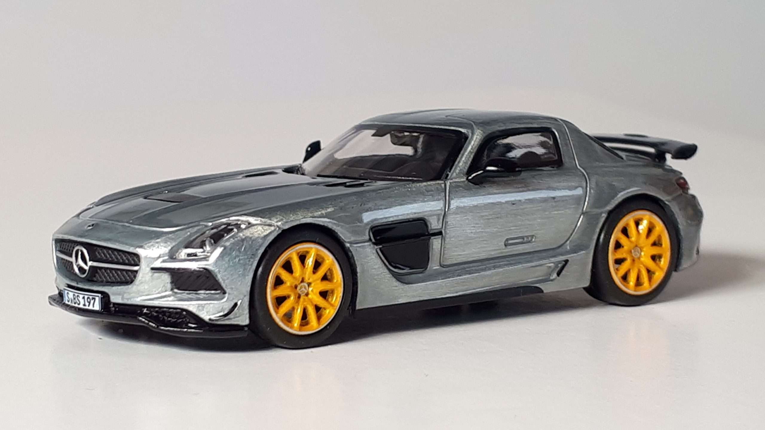 1;64 Tarmac Works Mercedes Benz SLS AMG Coupé Black Series 1 1;64 Tarmac Works Mercedes Benz SLS AMG Coupé Black Series 1