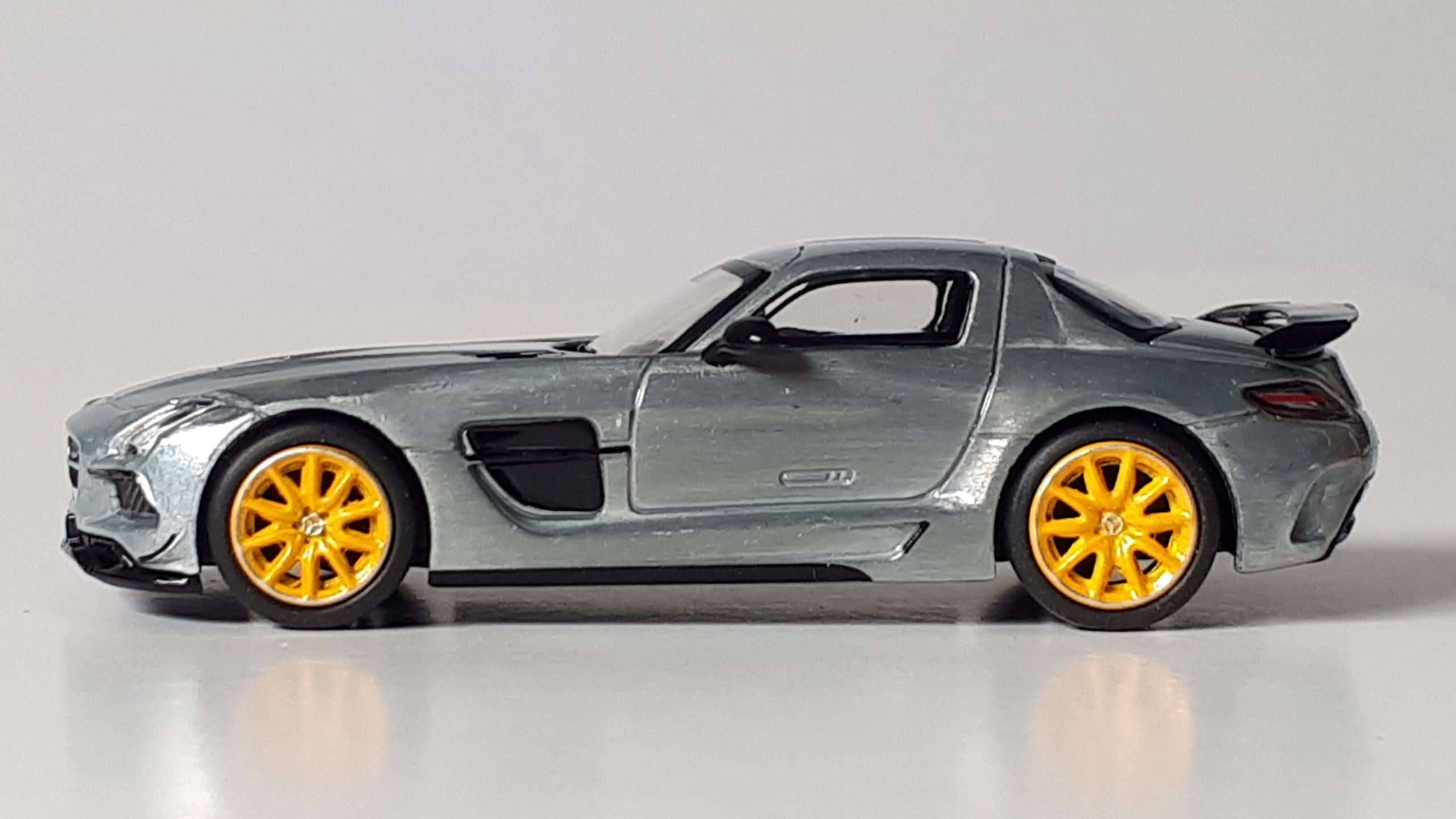1;64 Tarmac Works Mercedes Benz SLS AMG Coupé Black Series 4 1;64 Tarmac Works Mercedes Benz SLS AMG Coupé Black Series 4