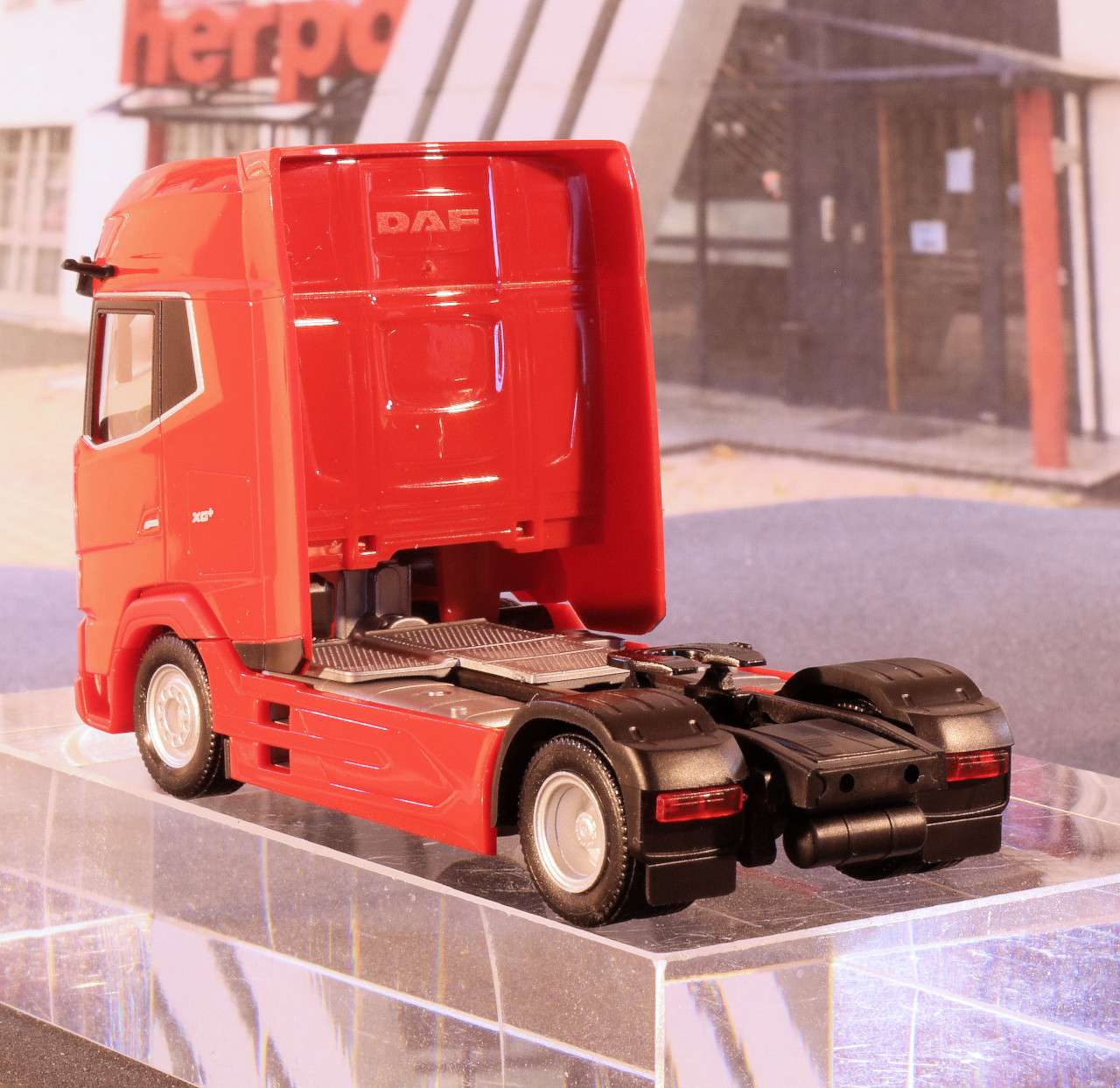 187 Herpa DAF XG achter 187 Herpa DAF XG achter