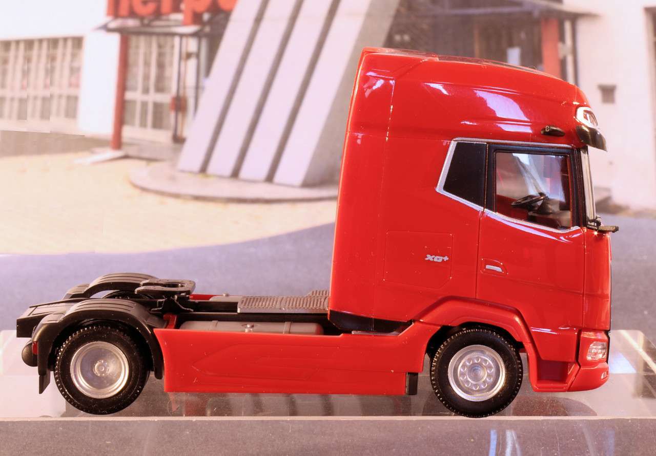 187 Herpa DAF XG rechts 187 Herpa DAF XG rechts