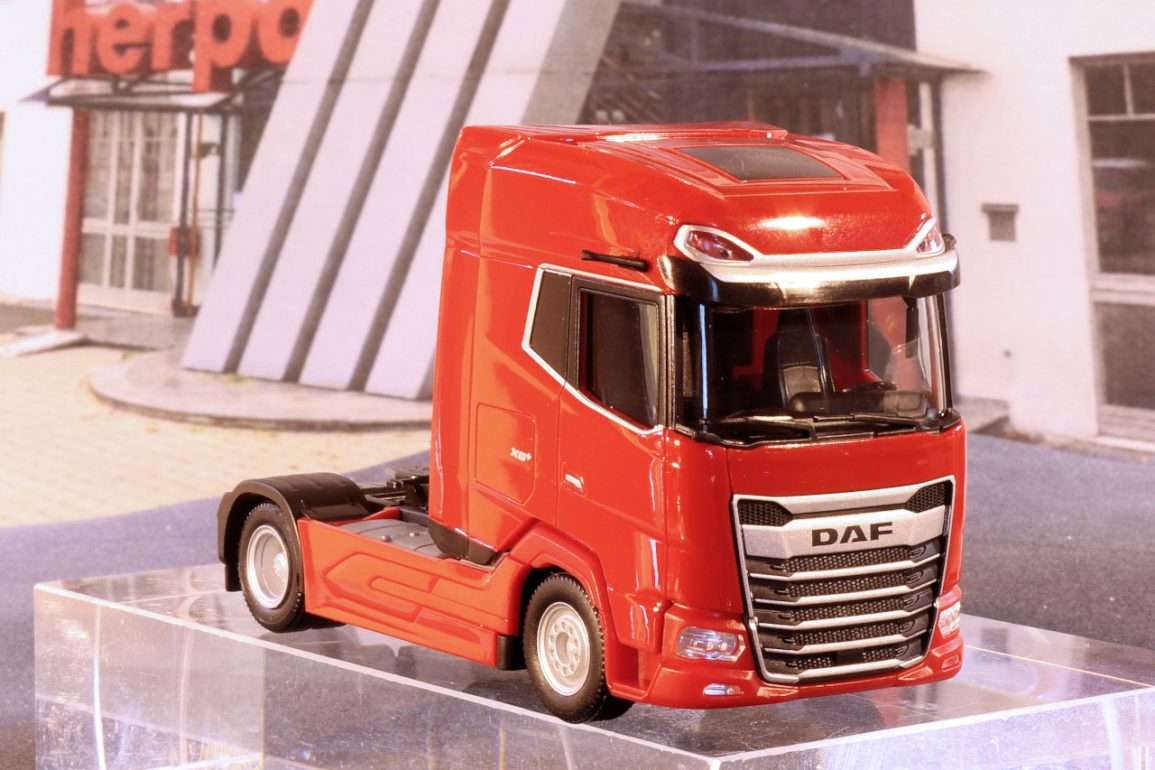 187 Herpa DAF XG voor