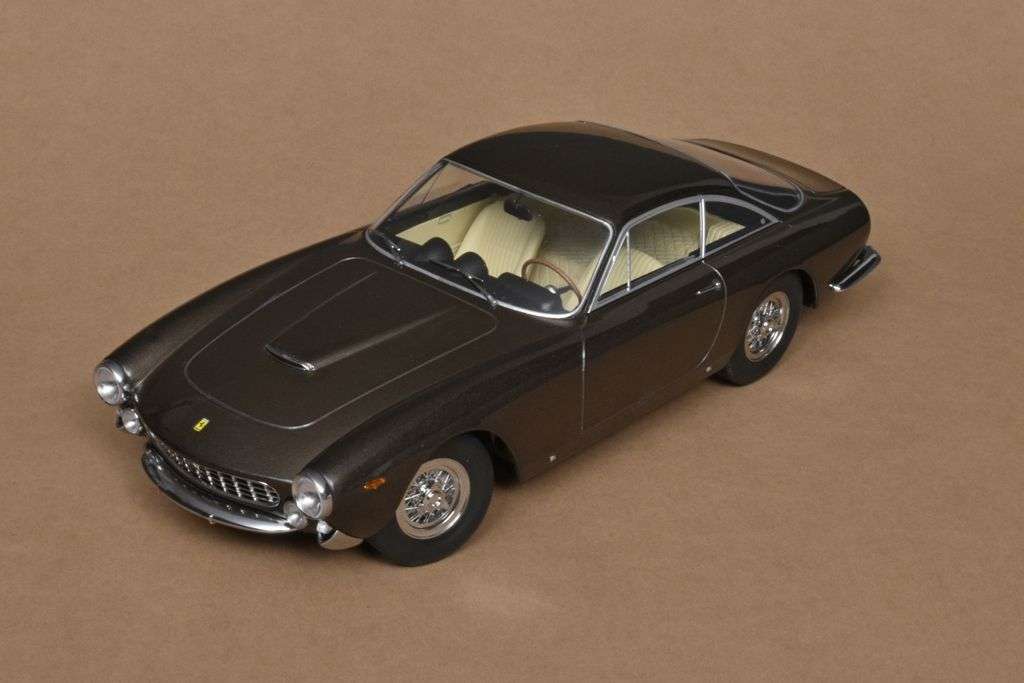 18KK Scale Ferrari 250 GT Lusso 1962 2 18KK Scale Ferrari 250 GT Lusso 1962 2